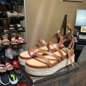 VC Platform Sandal